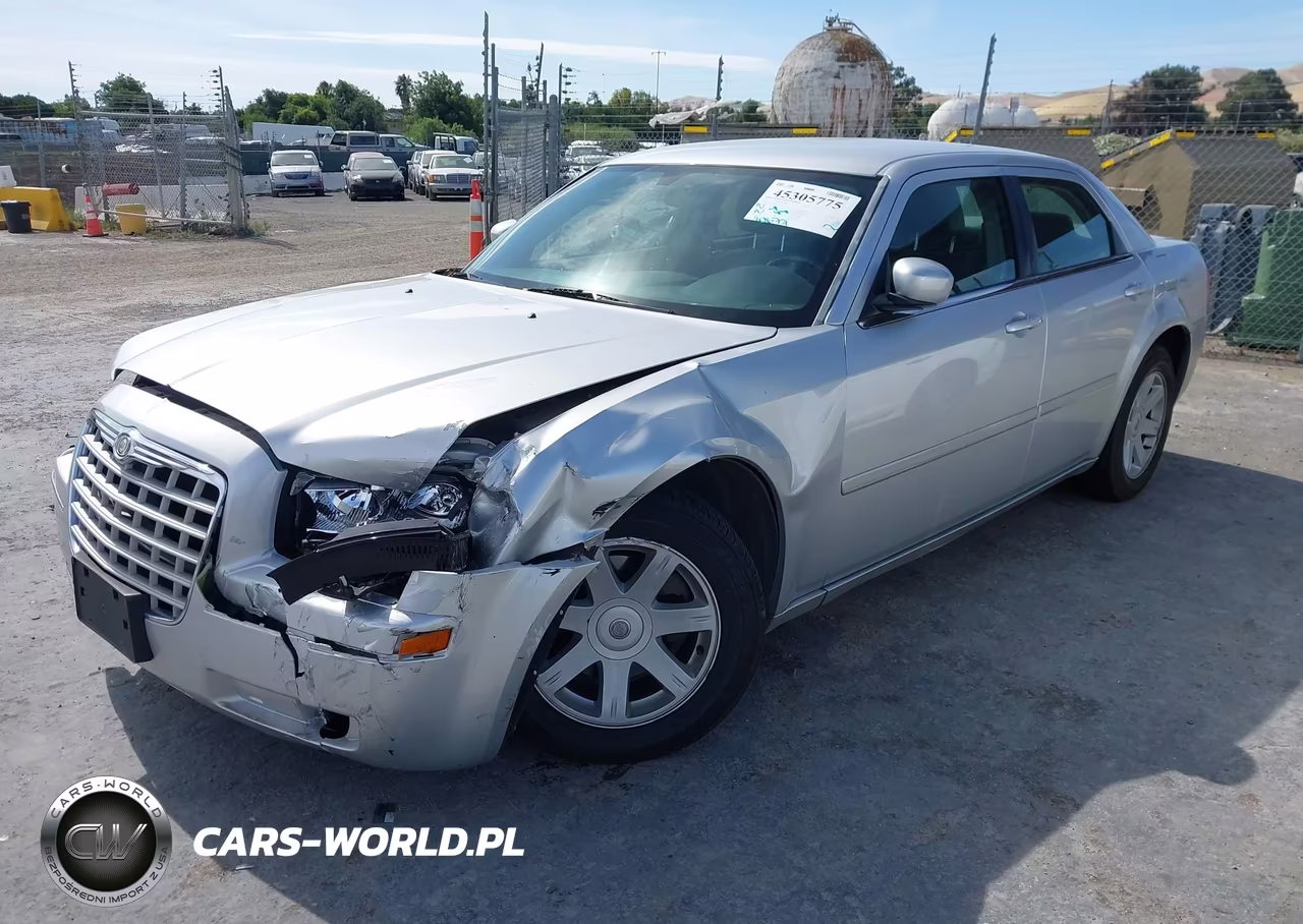 2005 Chrysler 300 Touring VIN:2C3AA53G55H597631 - 2