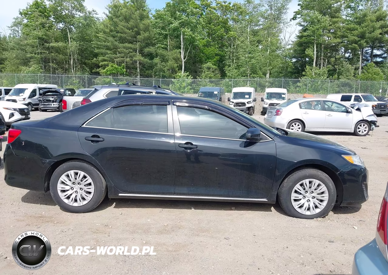 2013 Toyota Camry Le VIN:4T4BF1FK7DR327758 - 14