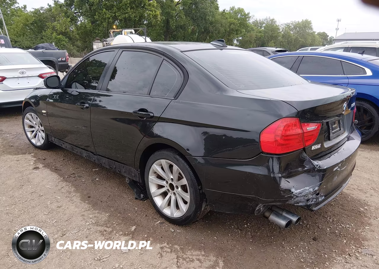 2011 BMW 328I xDrive VIN:WBAPK7C5XBF083362 - 3