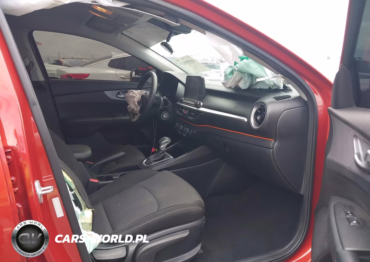 2022 Kia Forte Lxs VIN:3KPF24AD8NE429513 - 5