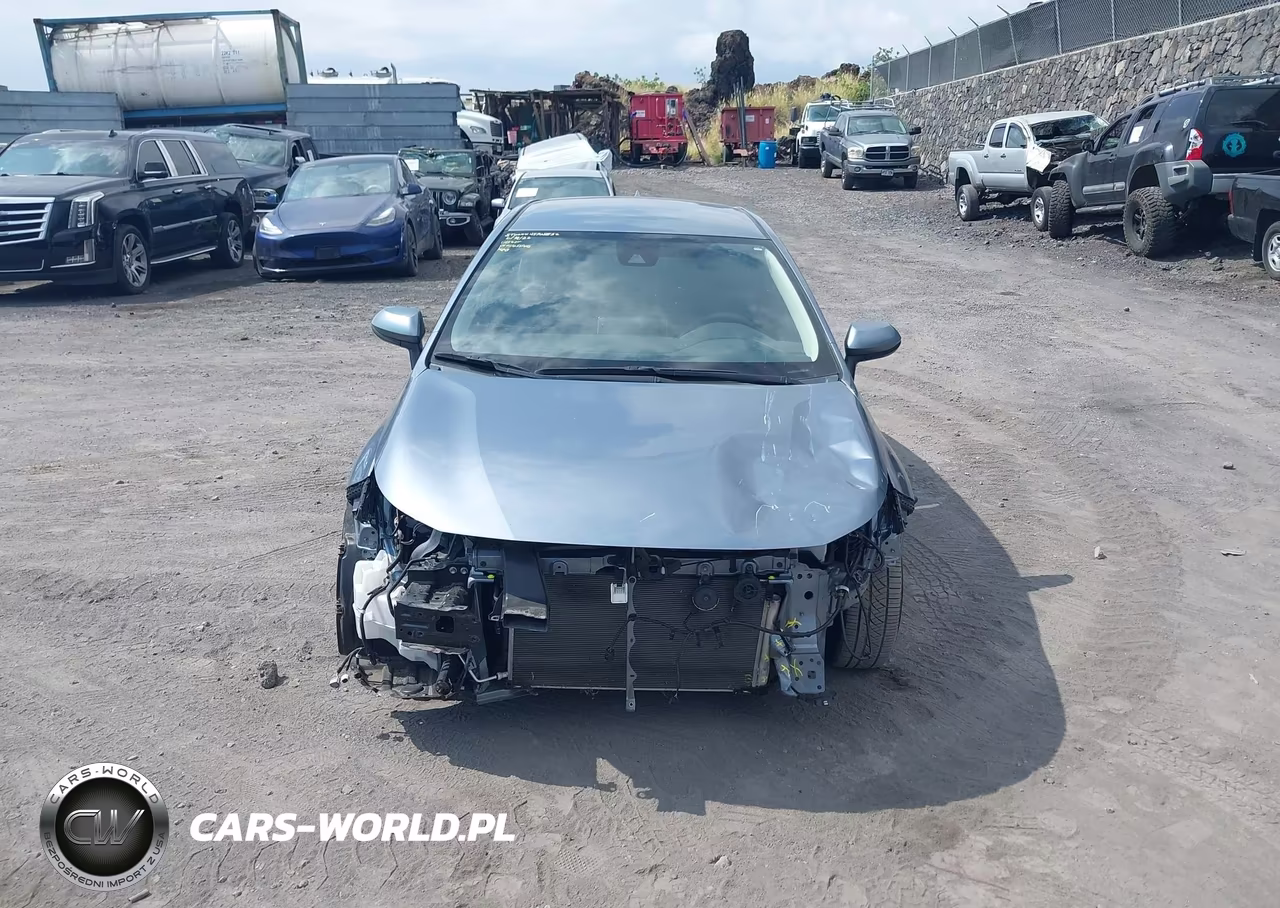 2022 Toyota Corolla Hybrid Le VIN:JTDEAMDE1NJ039343 - 13
