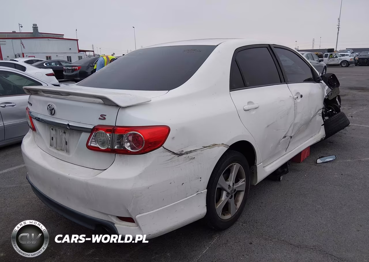2012 Toyota Corolla S VIN:2T1BU4EE9CC801450 - 4