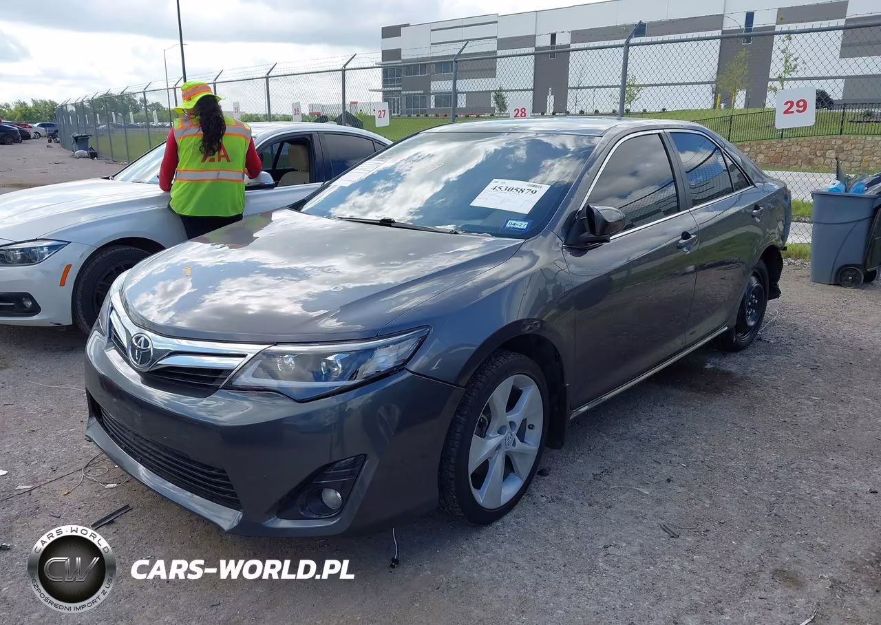 2014 Toyota Camry Le VIN:4T1BF1FK8EU408943 - 2