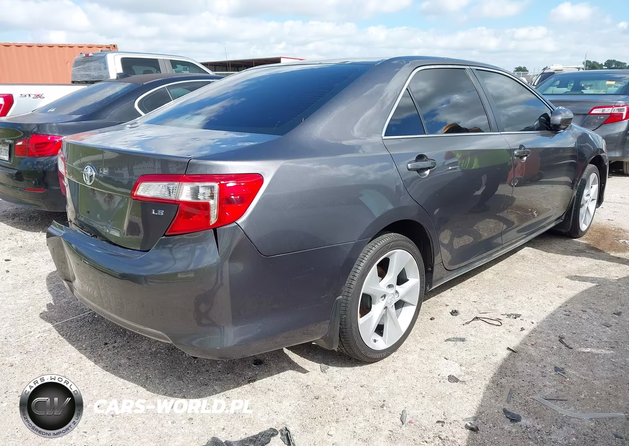 2014 Toyota Camry Le VIN:4T1BF1FK8EU408943 - 4