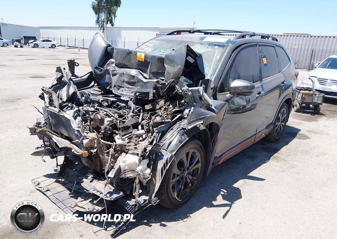2021 Subaru Forester Sport VIN:JF2SKALC6MH513390 - 2