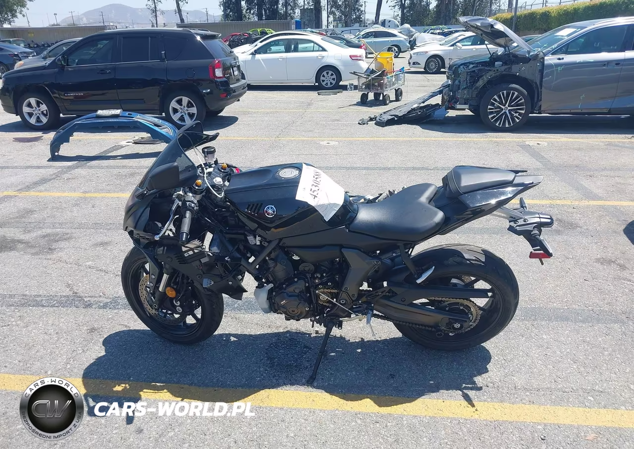 2025 Yamaha Yzfr7 VIN:JYARM38Y5SA004142 - 14