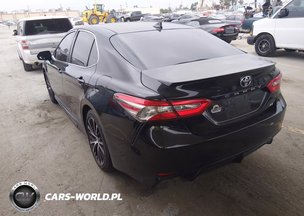 2019 Toyota Camry Se VIN:4T1B11HKXKU710953 - 3