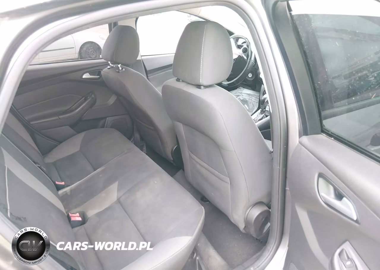 2014 Ford Focus Se VIN:1FADP3F26EL339073 - 8