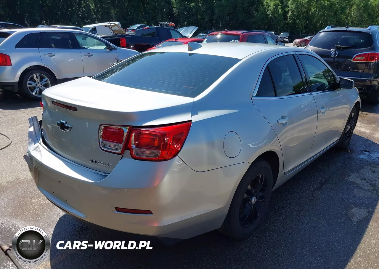 2015 Chevrolet Malibu 1Lt VIN:1G11C5SL9FF213768 - 4