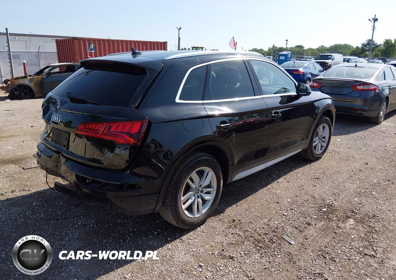 2020 Audi Q5 Premium 45 Tfsi Quattro S Tronic VIN:WA1ANAFY5L2057290 - 4