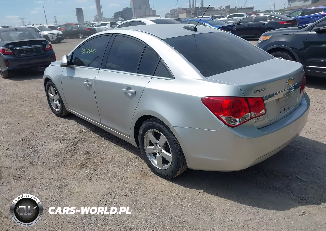 2016 Chevrolet Cruze Limited 1Lt Auto VIN:1G1PE5SB7G7170703 - 3