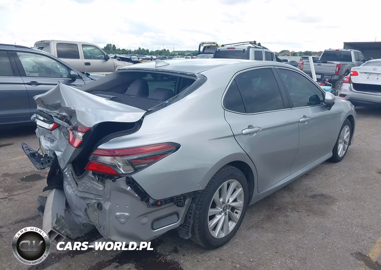 2021 Toyota Camry Le VIN:4T1C11AK0MU564970 - 4