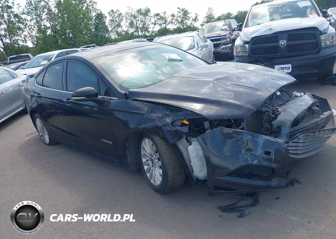 2015 Ford Fusion Hybrid Se – zdjęcie 1 z 16