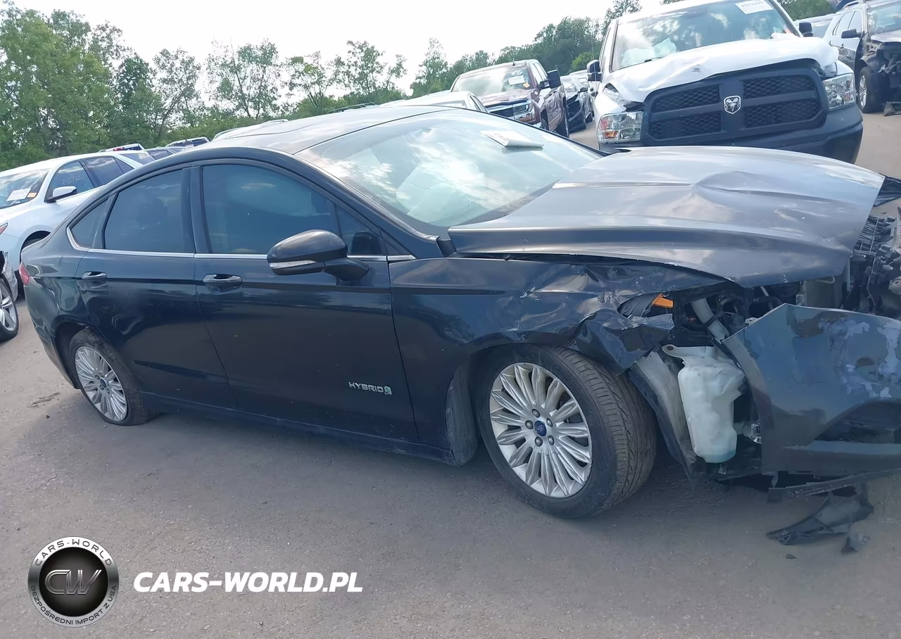2015 Ford Fusion Hybrid Se VIN:3FA6P0LU9FR149378 - 13