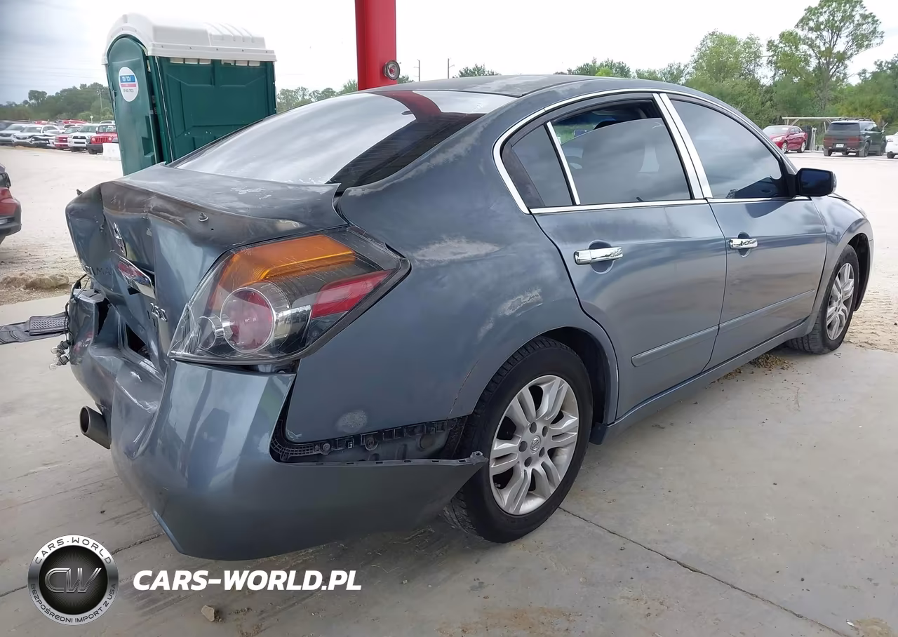 2011 Nissan Altima 2.5 S VIN:1N4AL2AP3BC178088 - 4