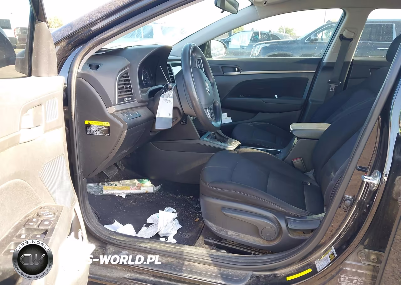 2018 Hyundai Elantra Sel VIN:5NPD84LFXJH214595 - 5