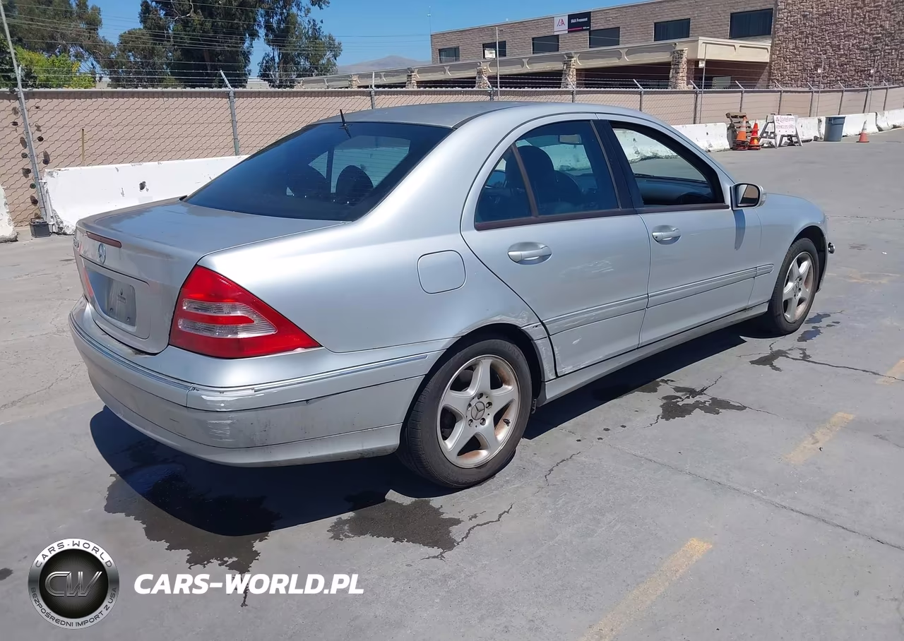 2002 Mercedes-Benz C 240 VIN:WDBRF61J02F185505 - 4