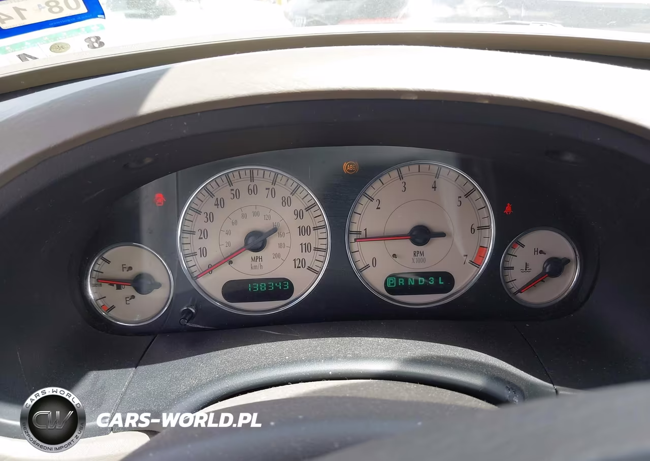 2003 Chrysler Town & Country Lxi VIN:2C8GP54L43R384949 - 7