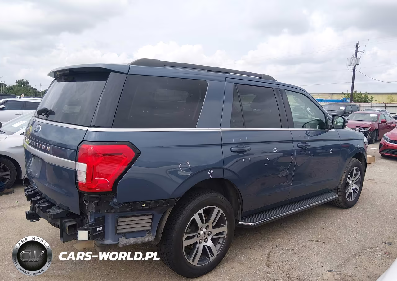 2022 Ford Expedition Xlt VIN:1FMJU1HT8NEA17017 - 14