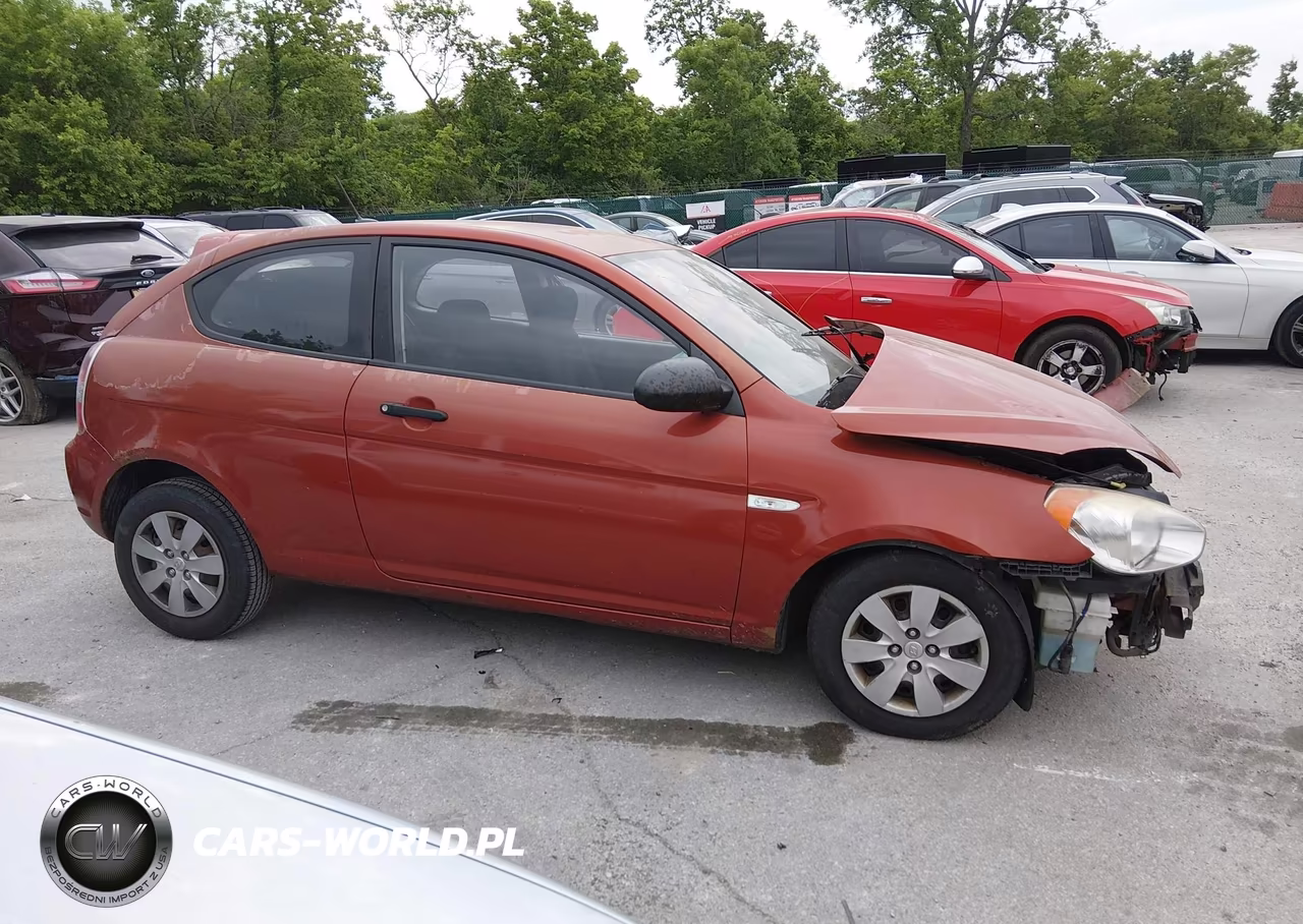 2009 Hyundai Accent Gs VIN:KMHCM36C59U106613 - 13