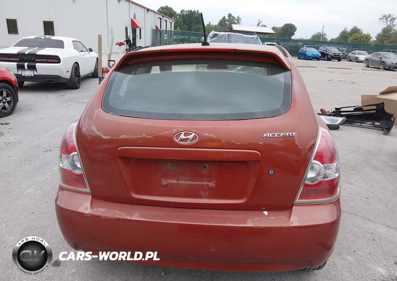 2009 Hyundai Accent Gs VIN:KMHCM36C59U106613 - 16