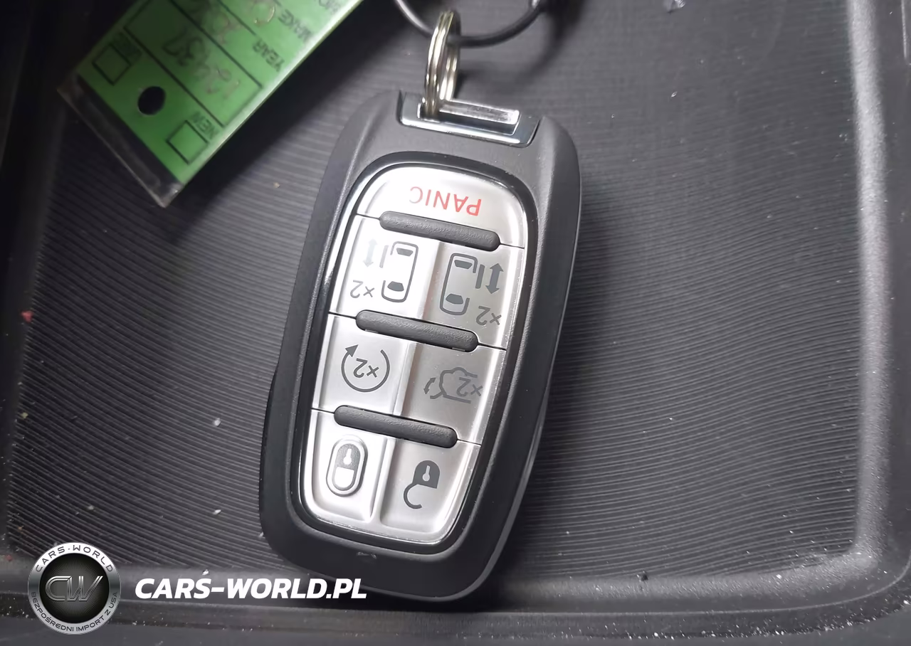 2026 Chrysler Pacifica Select VIN:2C4RC1BG3TR270932 - 11