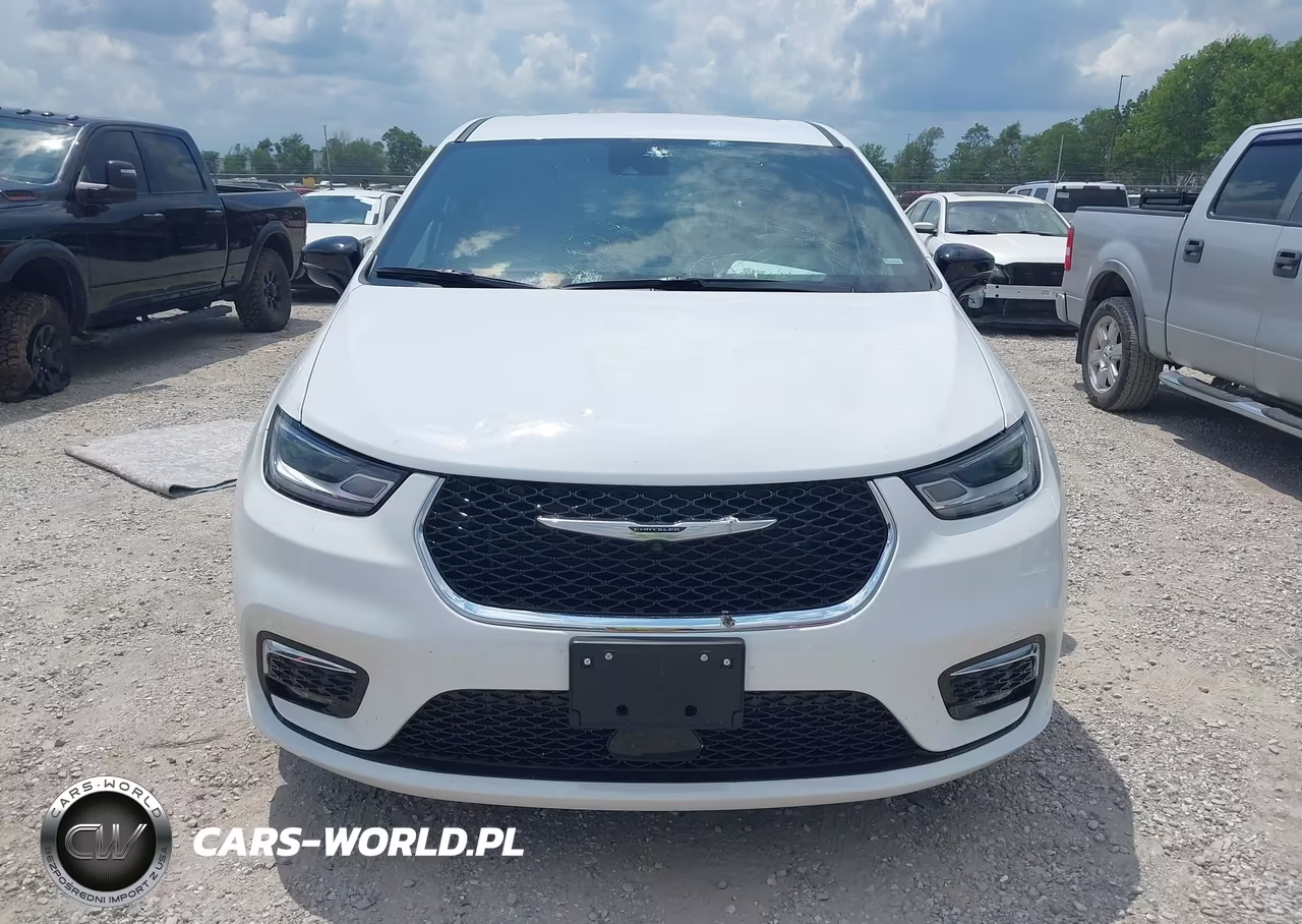 2026 Chrysler Pacifica Select VIN:2C4RC1BG3TR270932 - 12