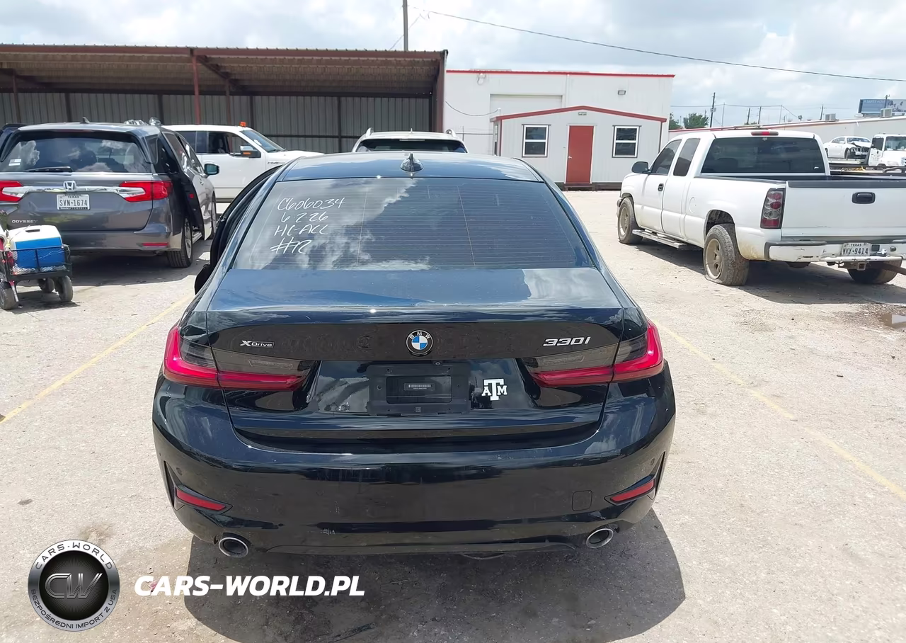 2022 BMW 330I xDrive VIN:3MW5R7J04N8C26409 - 16