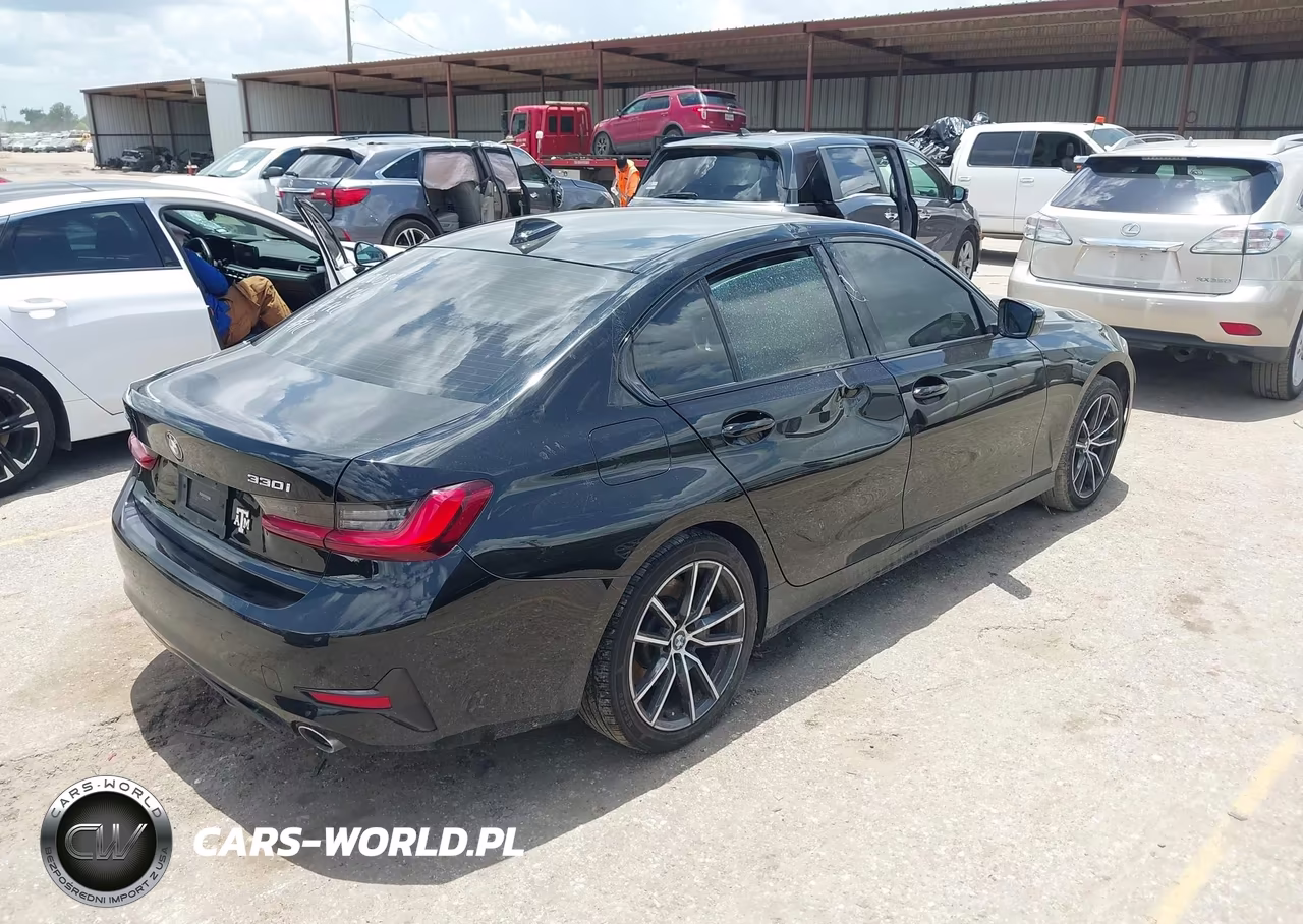 2022 BMW 330I xDrive VIN:3MW5R7J04N8C26409 - 4