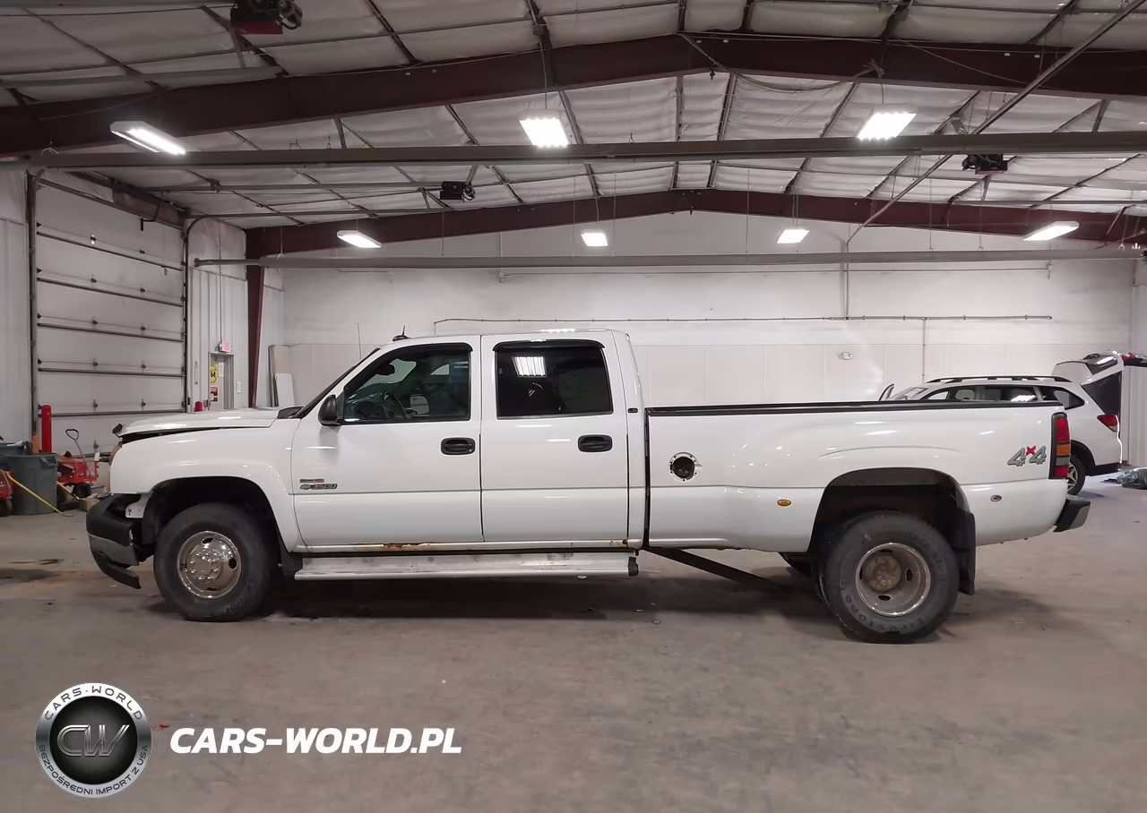 2005 Chevrolet Silverado 3500 Ls VIN:1GCJK33275F903019 - 18