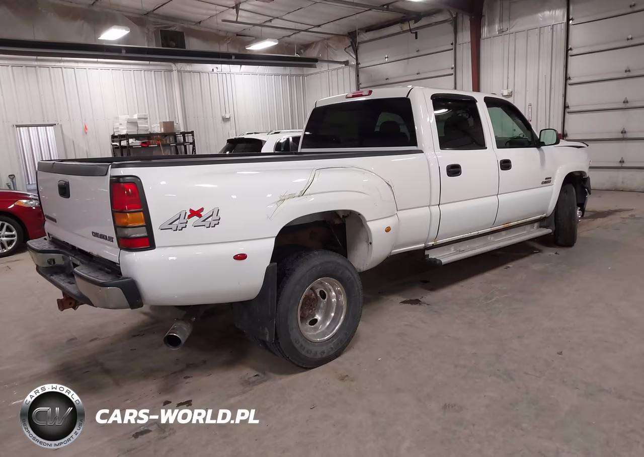 2005 Chevrolet Silverado 3500 Ls VIN:1GCJK33275F903019 - 4