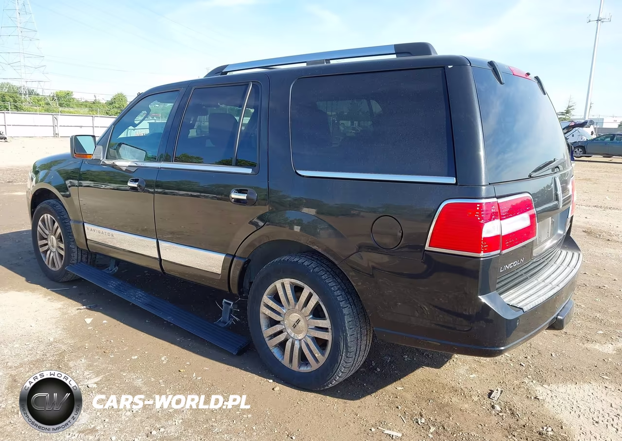 2010 Lincoln Navigator VIN:5LMJJ2J54AEJ08125 - 3