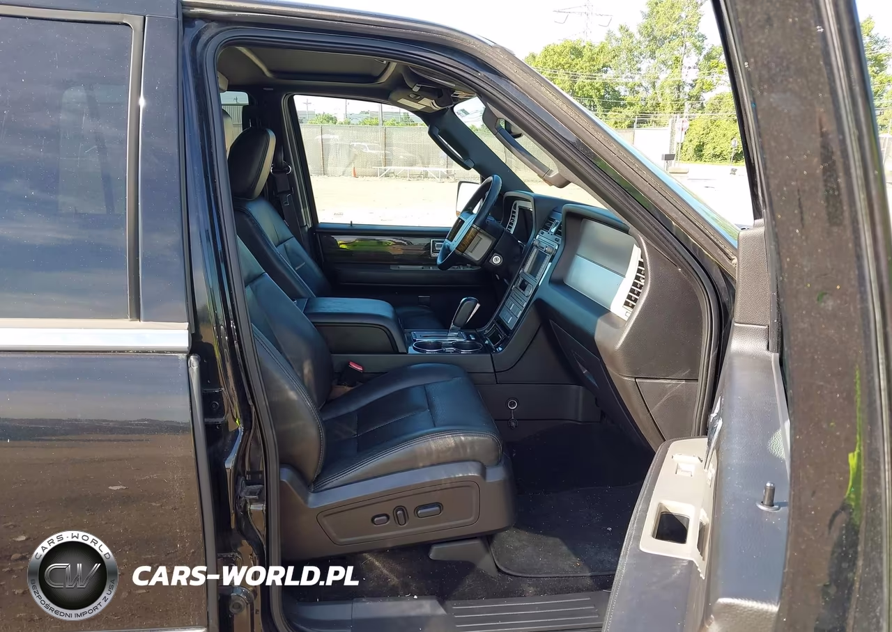 2010 Lincoln Navigator VIN:5LMJJ2J54AEJ08125 - 5