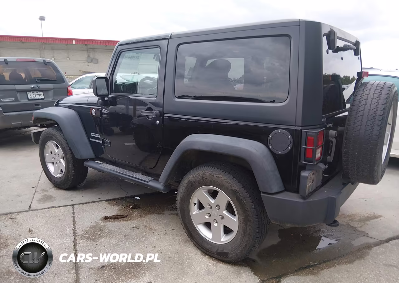 2013 Jeep Wrangler Sport VIN:1C4AJWAG7DL590427 - 3