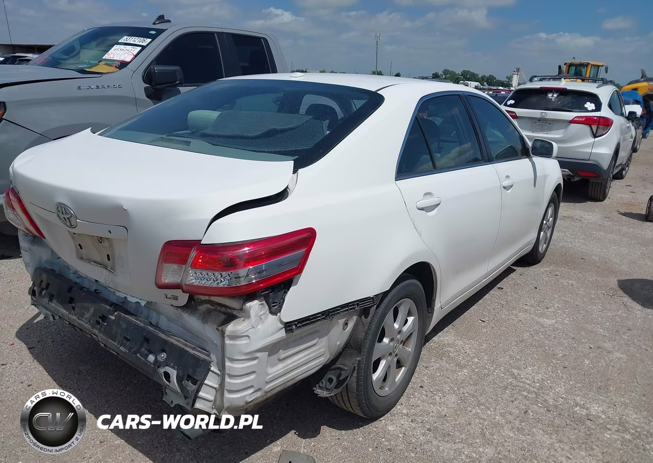 2011 Toyota Camry Le VIN:4T1BF3EK2BU769433 - 4