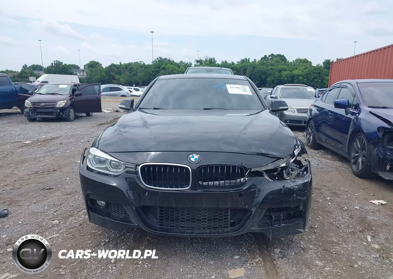 BMW 330 XI VIN:WBA8D9G52JNU67144 - 12
