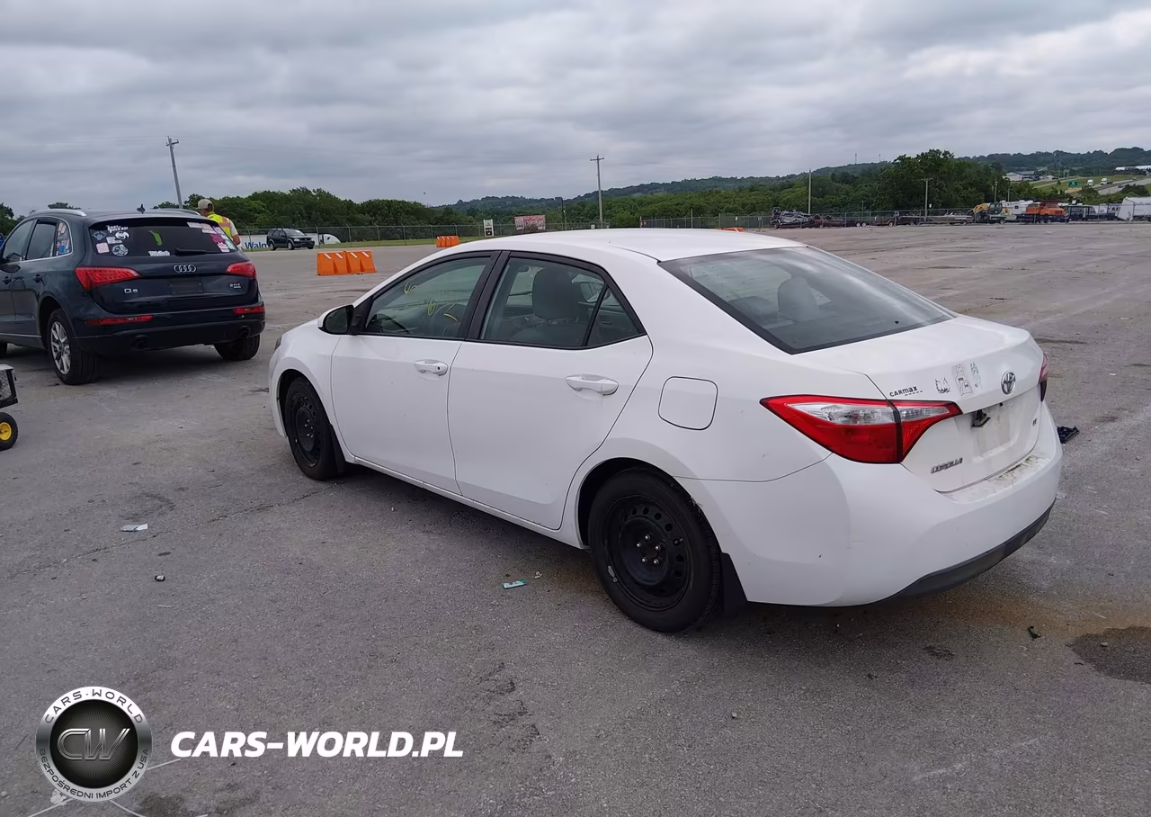 2016 Toyota Corolla Le VIN:2T1BURHE8GC659400 - 3