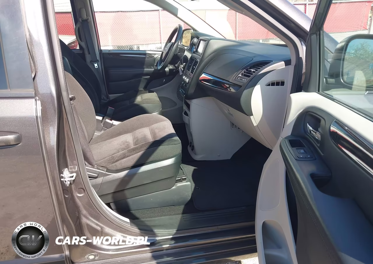 2018 Dodge Grand Caravan Se VIN:2C4RDGBG8JR236871 - 5