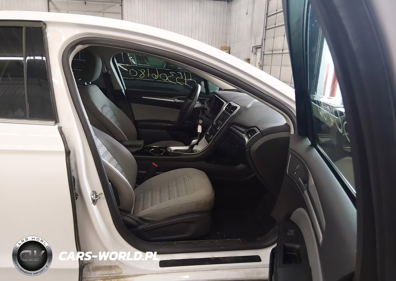 2016 Ford Fusion S VIN:3FA6P0G75GR259267 - 5
