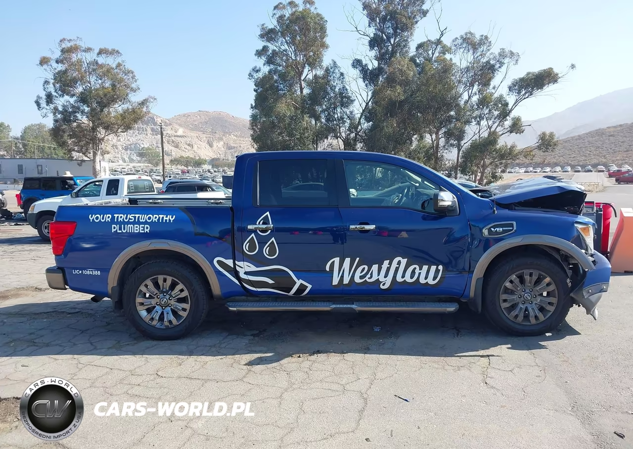 2017 Nissan Titan Platinum Reserve VIN:1N6AA1E68HN526523 - 13