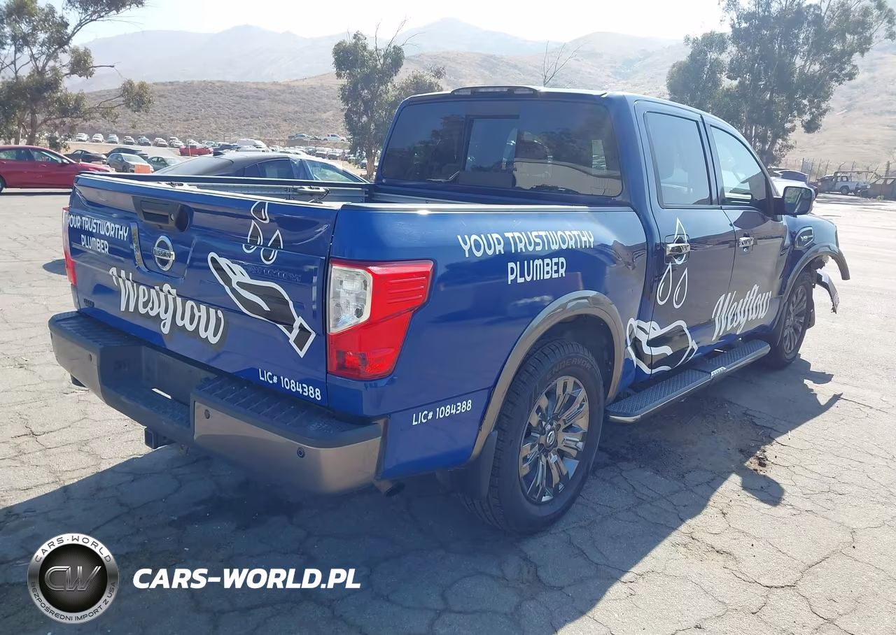 2017 Nissan Titan Platinum Reserve VIN:1N6AA1E68HN526523 - 4
