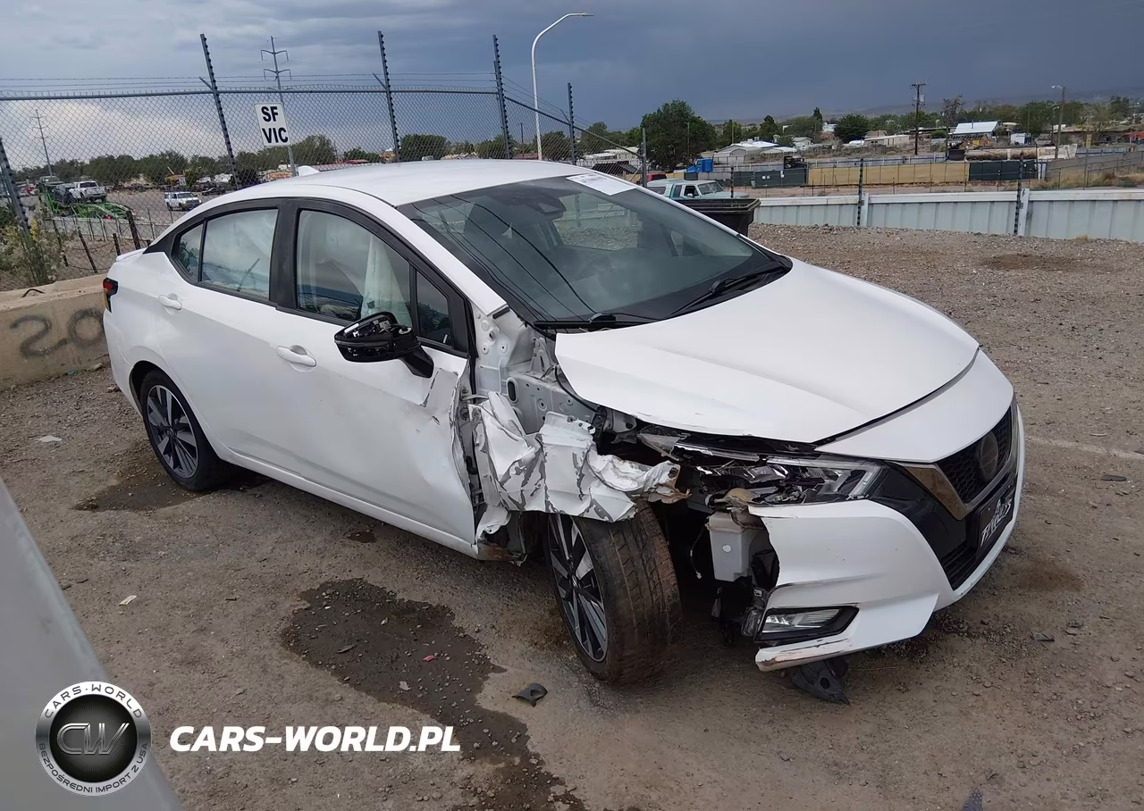 2020 Nissan Versa Sr Xtronic Cvt