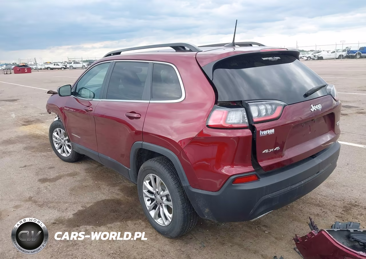 2022 Jeep Cherokee Latitude Lux 4X4 VIN:1C4PJMMNXND521767 - 3