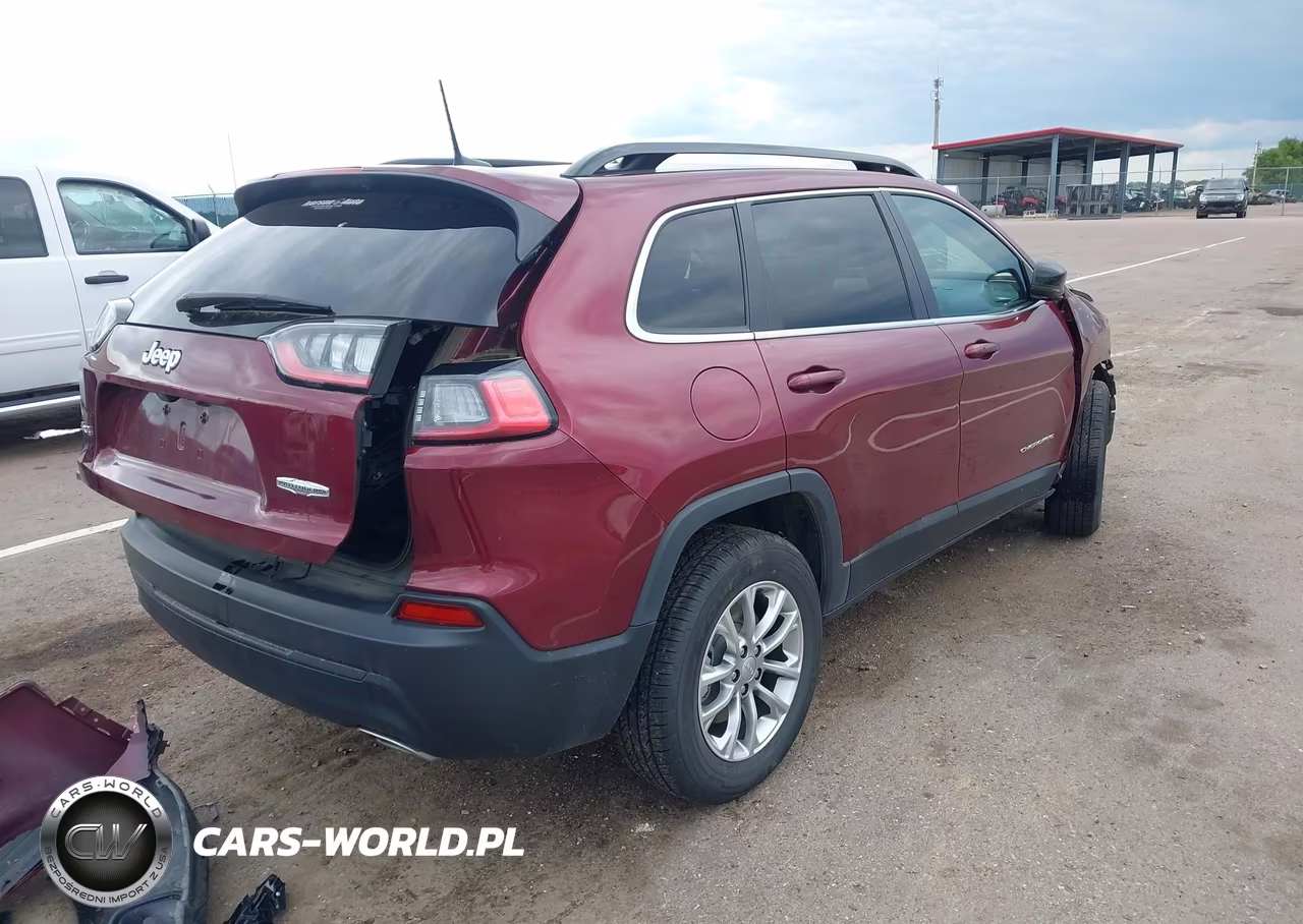 2022 Jeep Cherokee Latitude Lux 4X4 VIN:1C4PJMMNXND521767 - 4