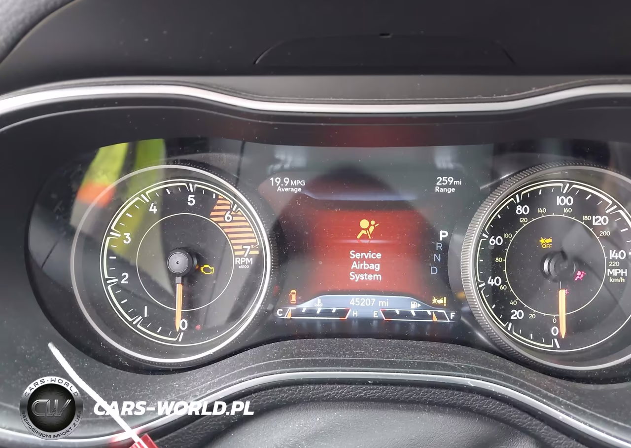 2022 Jeep Cherokee Latitude Lux 4X4 VIN:1C4PJMMNXND521767 - 7