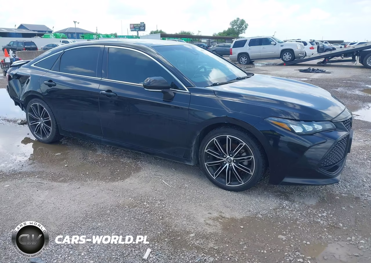 2019 Toyota Avalon Xse – zdjęcie 1 z 17