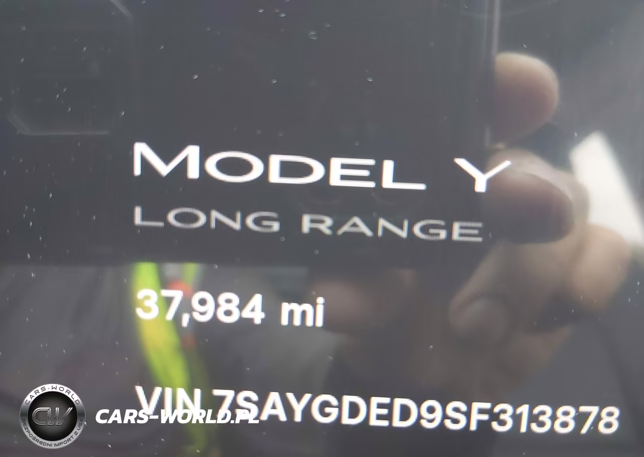 2025 Tesla Model Y Long Range Dual Motor Rear-Wheel Drive VIN:7SAYGDED9SF313878 - 15
