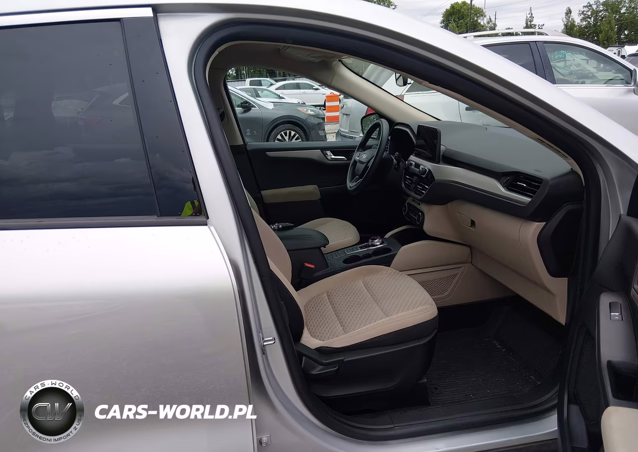 2020 Ford Escape Se VIN:1FMCU9G6XLUA80612 - 5