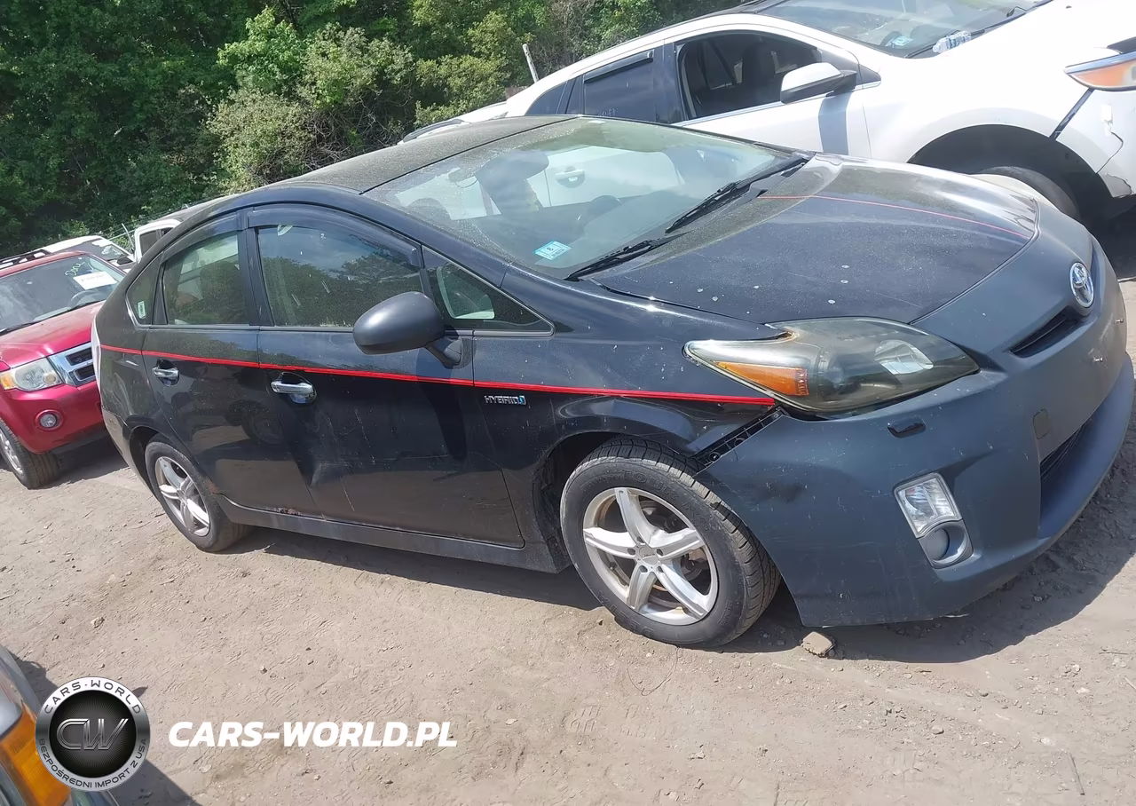 2010 Toyota Prius V – zdjęcie 1 z 11