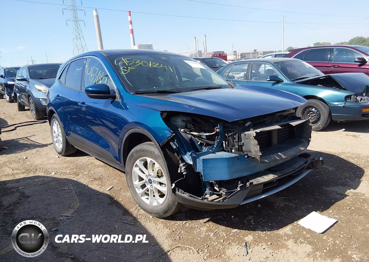 2020 Ford Escape Se